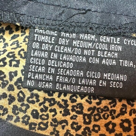 Spenser Jeremy Petites Animal Print Blouse - Picture 14 of 14